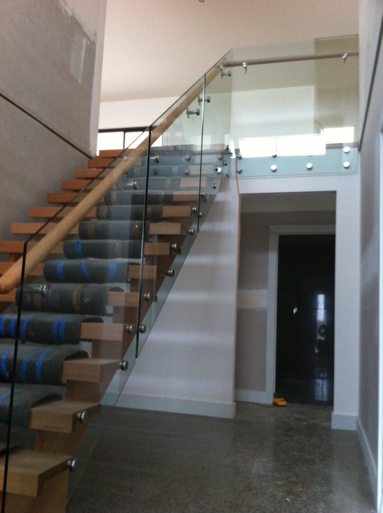 Angled Glass Staircase Balustrade