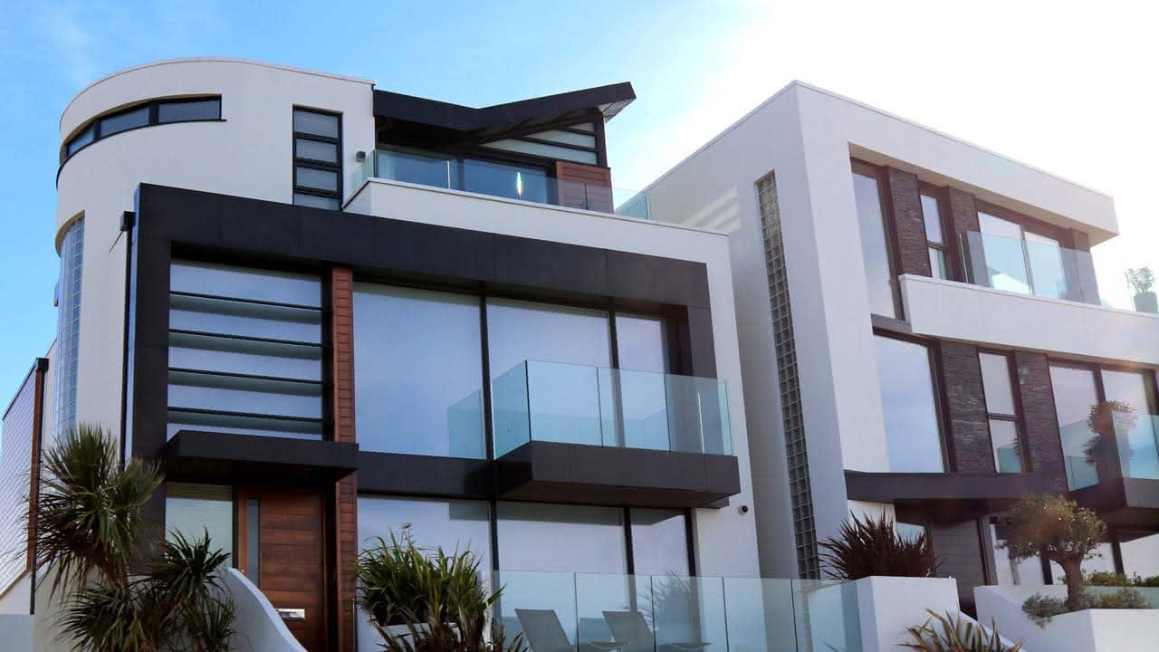 Double glazed housing