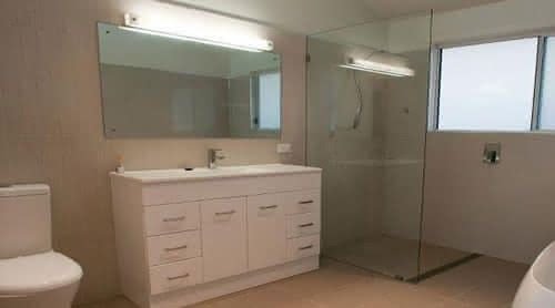 Frameless shower glass