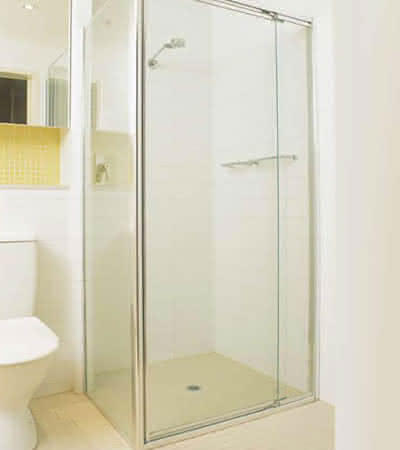 Fully framed glass shower
