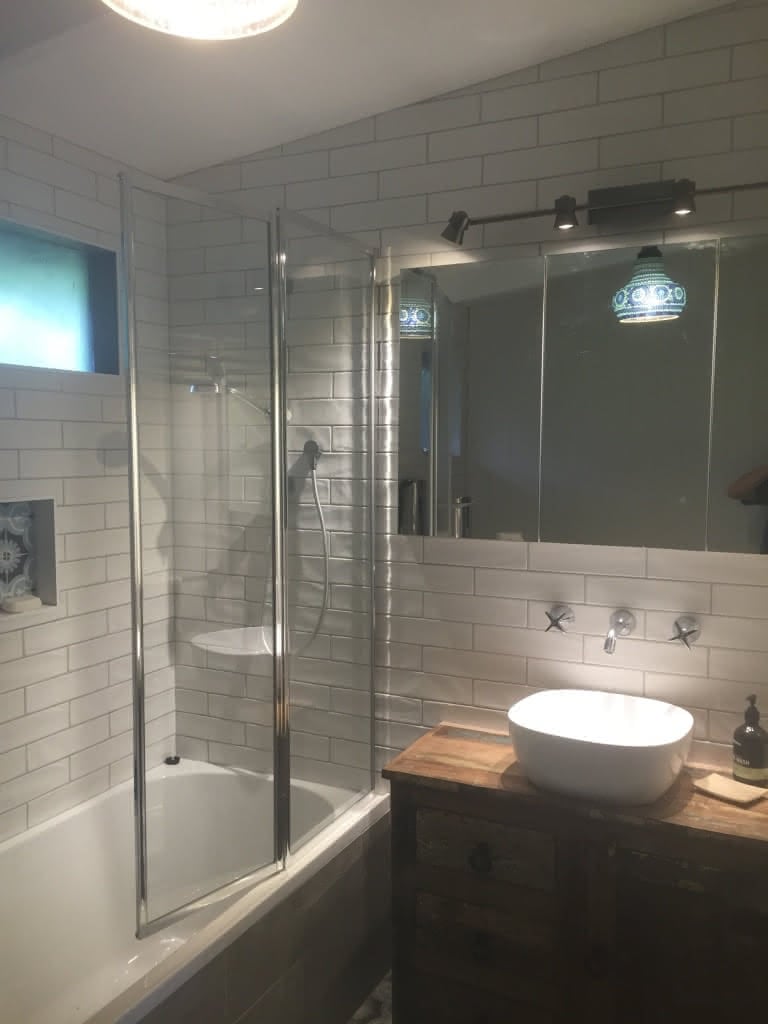 Shower Screen Over Bathtub