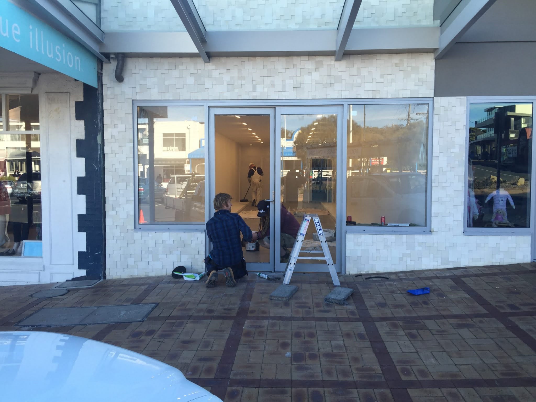 Storefront glass door replacement
